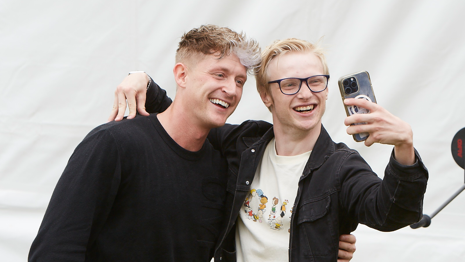 Shaka Festival Håndtegn WEB