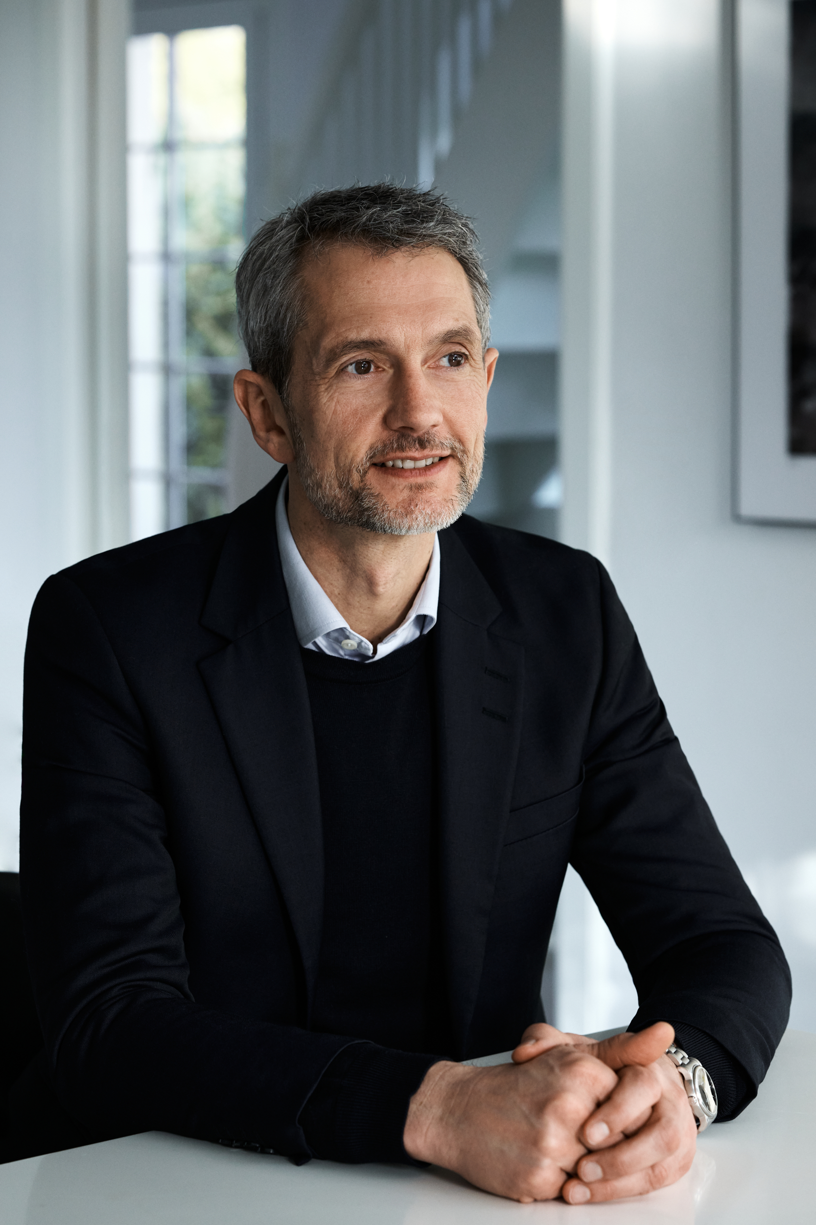 Jacob Hübertz 085 LOW