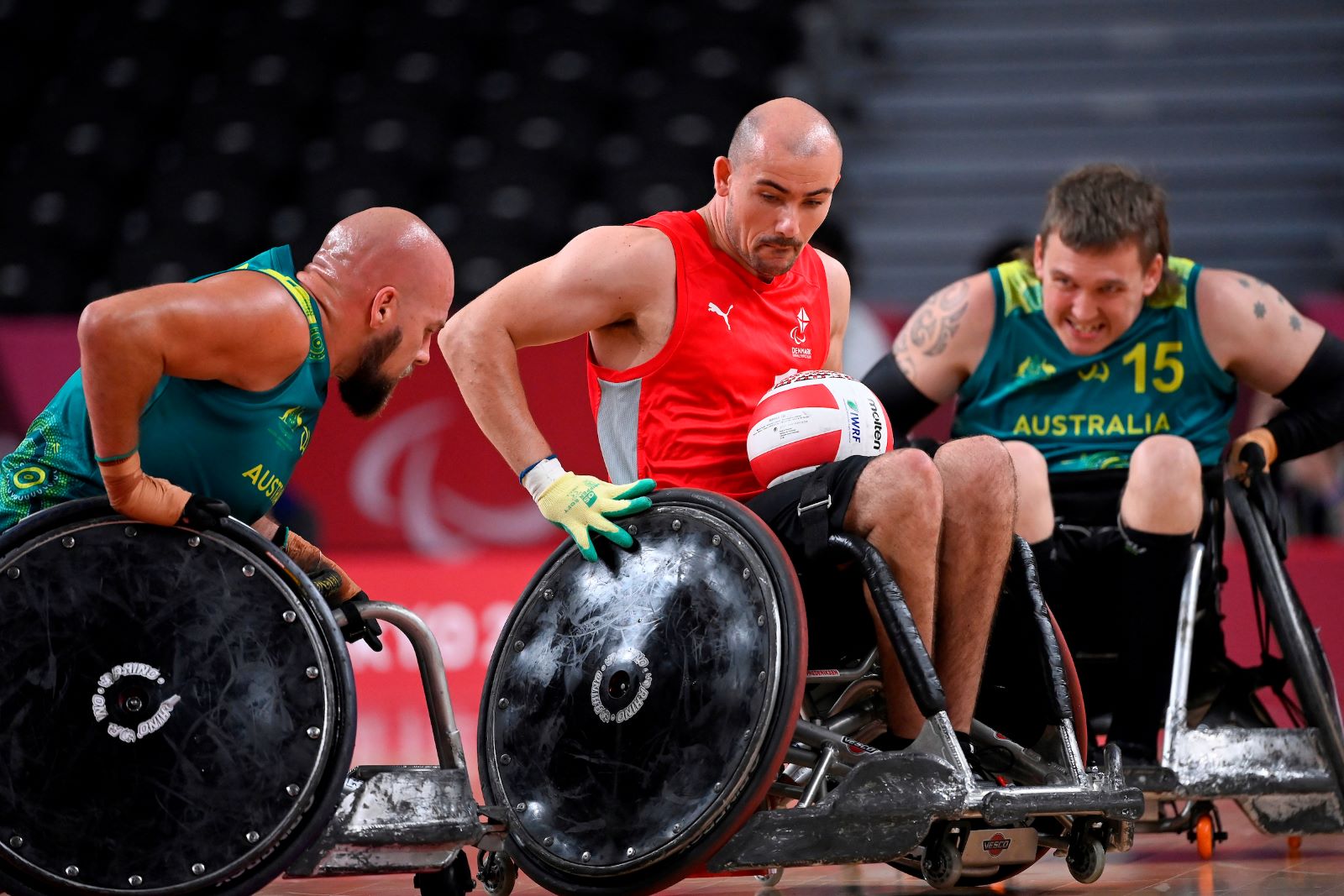 Sebastian I Kamp Foto Af Lars Møller (Krediteres)