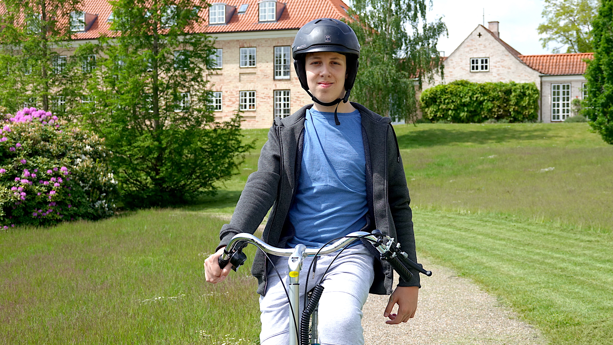Bohdan På Cykel WEB